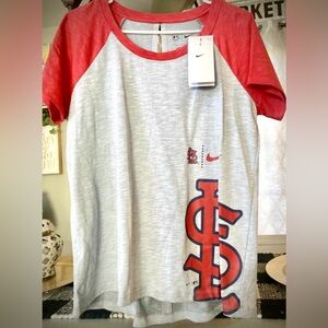 Womens Cardinals round neck top